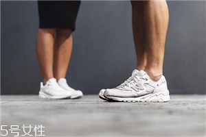 小白鞋洗了變黃怎么辦？小白鞋越洗越黃補(bǔ)救方法