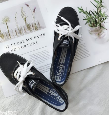 keds帆布鞋碼偏大嗎？keds鞋碼挑選方法