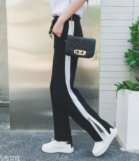 腿粗屁股大穿什么衣服？腿粗屁股大穿搭技巧