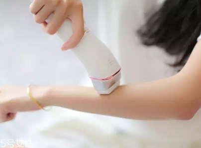 家用脫毛儀有用嗎？家用脫毛儀使用心得