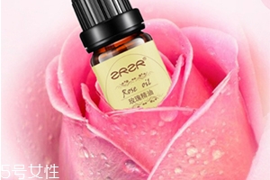 玫瑰精油可以抹頭發(fā)嗎？玫瑰精油怎么抹頭發(fā)
