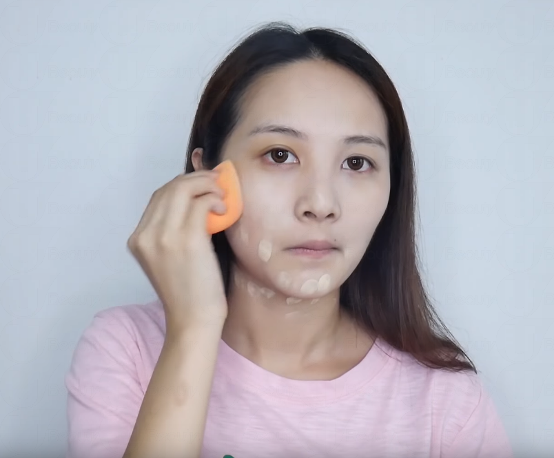 玫瑰色眼妝的畫(huà)法教程