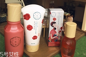 百雀羚三生花玫瑰系列怎么樣？三生花玫瑰花釀潤(rùn)妍系列評(píng)測(cè)