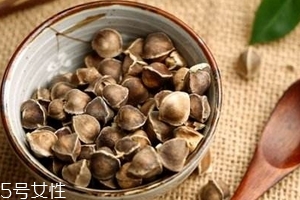 辣木籽是飯前吃還是飯后吃？