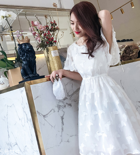 高瘦女生穿什么連衣裙？最適合高瘦女生的連衣裙款式