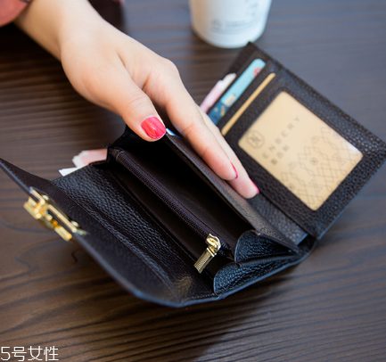 錢包可以扔嗎？扔錢包的講究