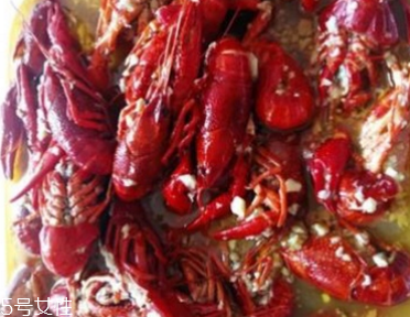 麻辣小龍蝦能過(guò)夜嗎？隔夜的麻辣小龍蝦能吃嗎？
