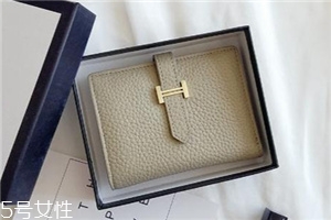 錢包是牛皮好還是羊皮好？錢包牛皮和羊皮對比