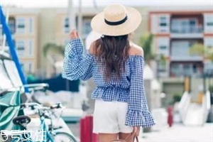 一字肩衣服配什么褲子？一字肩上衣搭配褲子圖片