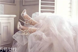 婚鞋可以借別人穿嗎？婚鞋借人的講究