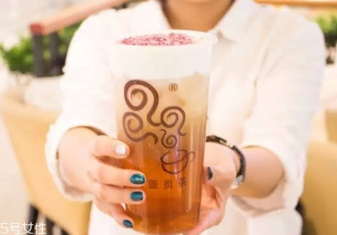 四云奶蓋貢茶哪個好喝？四云奶蓋貢茶點單攻略