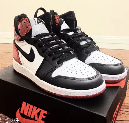aj 1黑腳趾多少錢？aj 1黑腳趾市場(chǎng)價(jià)格