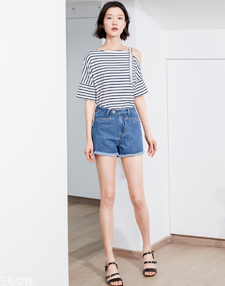 肩膀不好看穿什么衣服？適合肩型不好的穿搭推薦