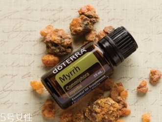 沒(méi)藥精油可以滴在內(nèi)褲上嗎？沒(méi)藥精油滴在內(nèi)褲上的好處