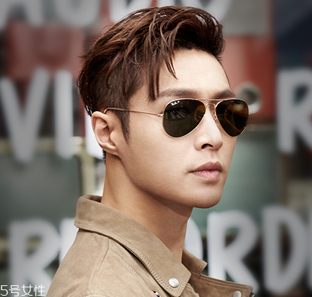 男生戴什么墨鏡好看？適合男生戴的墨鏡
