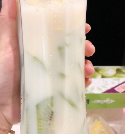 skg和小熊哪個(gè)品牌好？skg和小熊對(duì)比