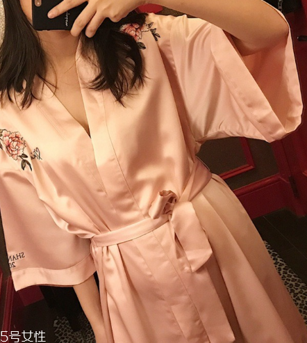 睡衣腰帶怎么系？睡衣腰帶常見系法
