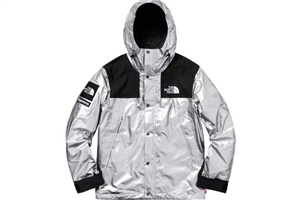 supreme聯(lián)名tnf銀色沖鋒衣多少錢？