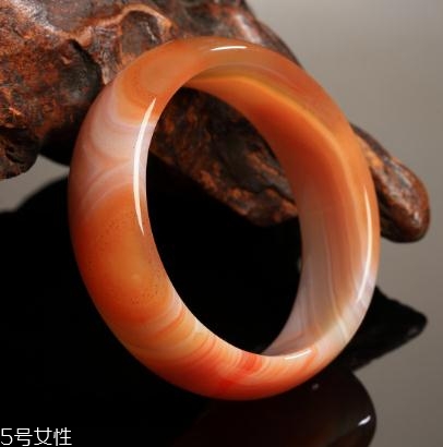 瑪瑙手鐲一般多少錢？瑪瑙手鐲市場(chǎng)行情