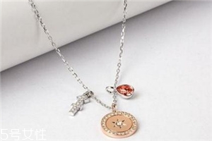 項(xiàng)鏈?zhǔn)屈S金還是鉑金好？項(xiàng)鏈買黃金還是鉑金