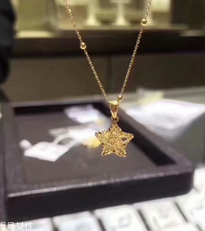 項鏈是黃金還是k金好？項鏈選黃金還是k金