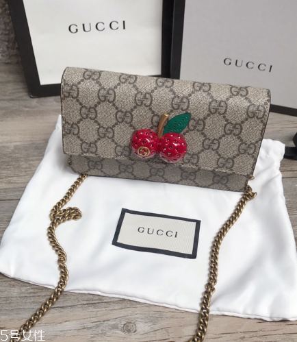 gucci櫻桃包尺寸多大？gucci櫻桃鏈條包尺寸