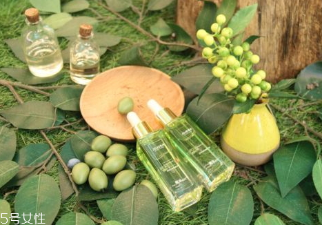 果本護(hù)膚品多少錢一套 果本是哪個(gè)國(guó)家的品牌