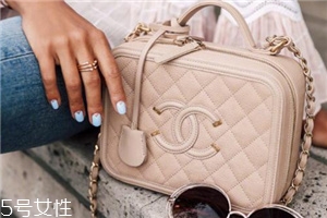 chanel相機包多少錢？香奈兒相機包價格