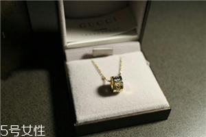 項(xiàng)鏈金色好看還是銀色好看？項(xiàng)鏈金色和銀色哪個(gè)好