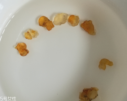 桃膠能和紅糖一起煮嗎？桃膠煮紅糖好嗎？