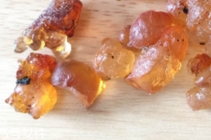 桃膠能治胃病嗎？胃病吃桃膠好嗎？