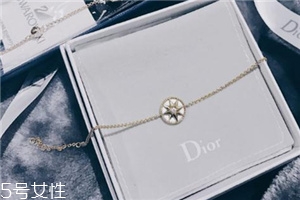 手鏈可以兩只手同時(shí)戴嗎？手鏈可以兩只手一起戴嗎