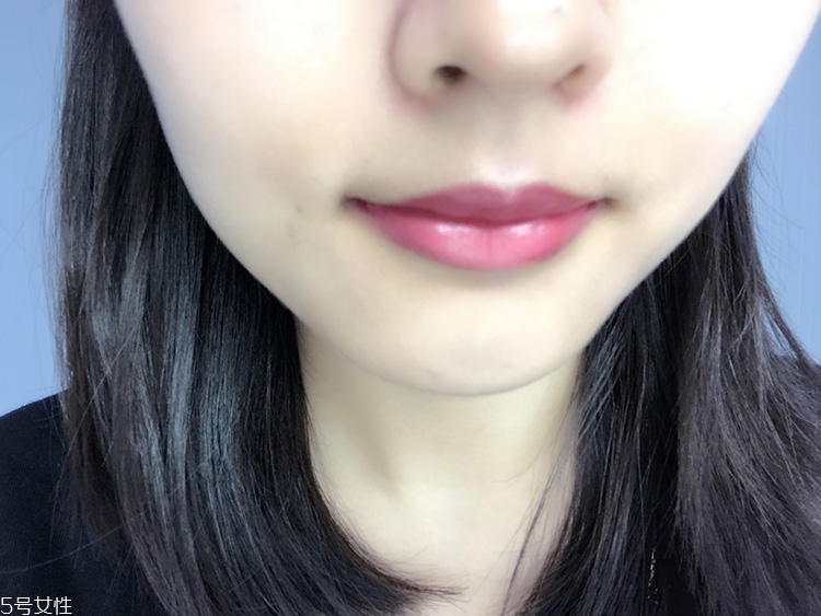 mac brick o la口紅日常嗎？mac brick o la上嘴圖