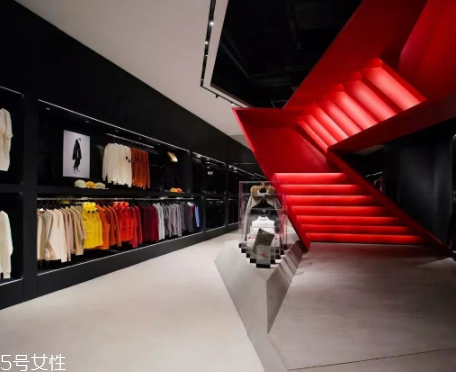 roaringwild在哪買？roaringwild實(shí)體店地址