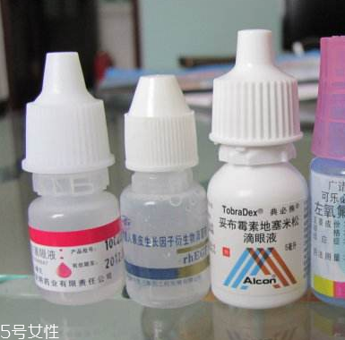 眼藥水什么時(shí)候滴最好？滴眼藥水的最佳時(shí)間