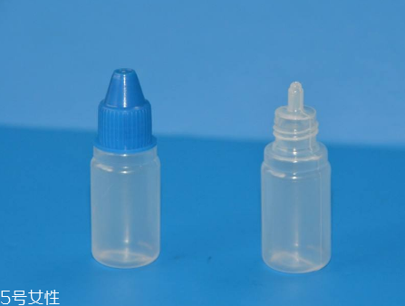 眼藥水是滴在眼睛里嗎？眼藥水是屬于外用的嗎？