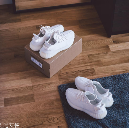 椰子350純白什么時候補(bǔ)貨？yeezy 350純白補(bǔ)貨量有多少？