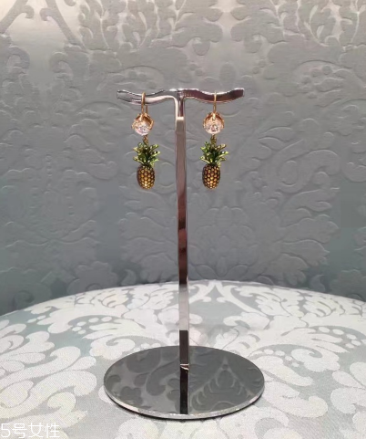 耳環(huán)掉色怎么辦？耳環(huán)掉色怎么處理