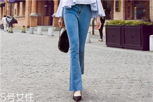 微胖女生適合什么牛仔褲？微胖女生牛仔褲穿搭技巧