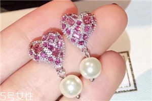 耳釘可以用碘伏消毒嗎？耳釘用碘伏消毒好嗎