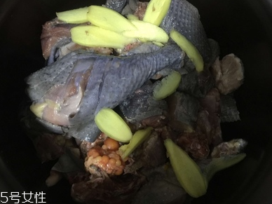 烏雞下奶嗎？烏雞怎么吃下奶？