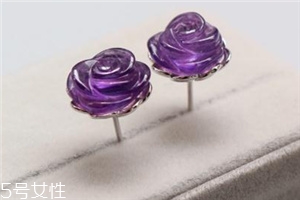 耳釘不帶耳帽會(huì)掉嗎？耳釘沒有耳帽會(huì)不會(huì)掉