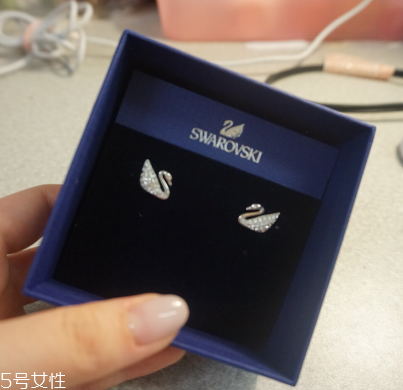耳釘對耳唇有什么危害？耳釘對耳朵有哪些害處？
