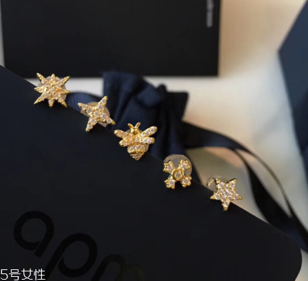 耳釘一定要純銀的嗎？耳釘不是銀的行嗎？