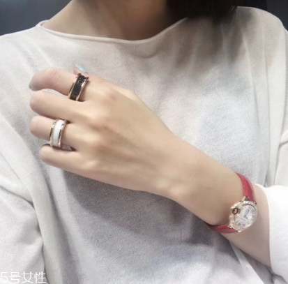 寶格麗陶瓷戒指多少錢？寶格麗陶瓷戒指專柜價格