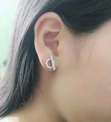 耳釘轉(zhuǎn)不動(dòng)怎么辦？耳釘轉(zhuǎn)不動(dòng)怎么處理？
