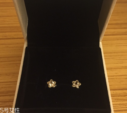 耳釘變黃怎么清洗？耳釘變黃了怎么辦？