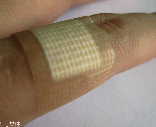 創(chuàng)可貼可以當乳貼嗎？創(chuàng)可貼當乳貼好嗎？