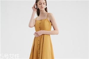 微胖穿什么連衣裙好看？微胖女生適合穿什么連衣裙？