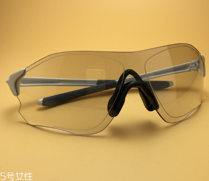 oakley眼鏡怎么樣？歐克利眼鏡好嗎？